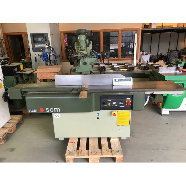 SCM F410 afretter